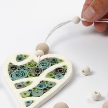 finitions du quilling  en forme de cœur