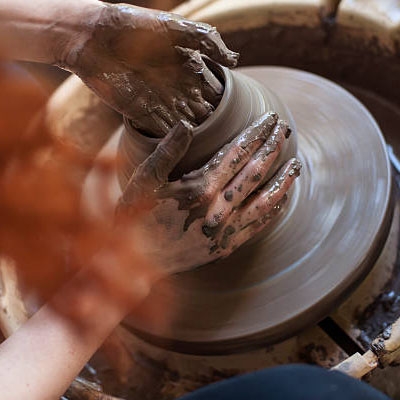 Atelier sur terre cuite