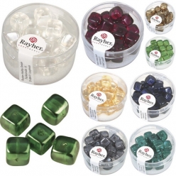 perles en verre  cube 8x9 mm
