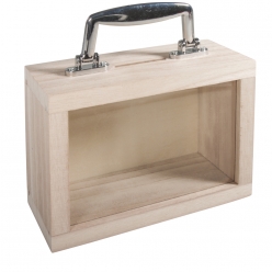 coffre en bois avec fenetre