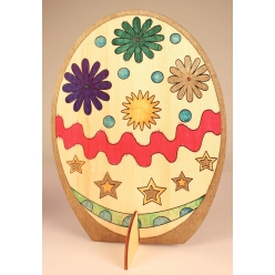 oeuf en bois predessine sur socle 215 x 16 cm