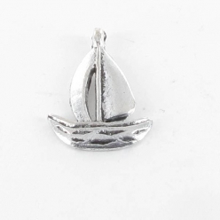 breloque en metal bateau argente