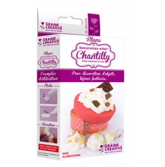 mousse fausse chantilly decorative blanche