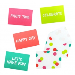 carte d invitation fluo avec enveloppe confettis 15cm 4 pieces